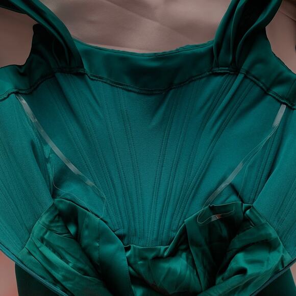 HOUSE OF CB Loretta Emerald Green Off Shoulder Draped Corset Silk Satin Dress - Picture 6 of 15